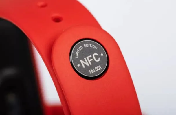 Mi Band 3 NFC Edition - Live Image 01