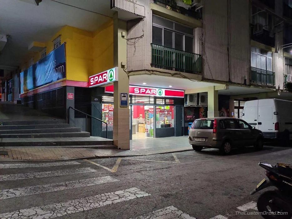 Low light photo via Night Sight in ROG Phone 2 Stock Camera App