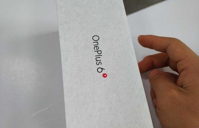 Leaked OnePlus 6T Retail Box