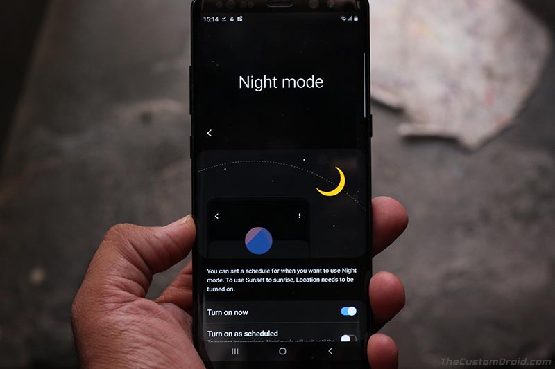 Samsung One UI Features - Night Mode