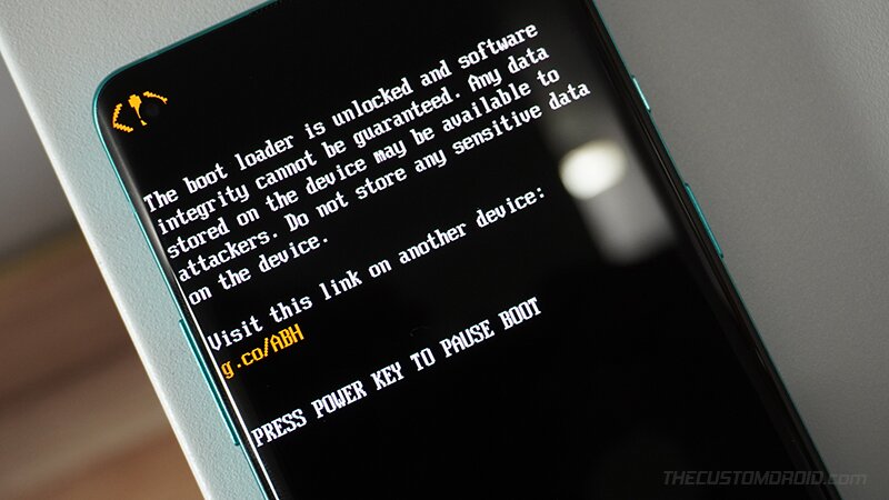 www.thecustomdroid.com