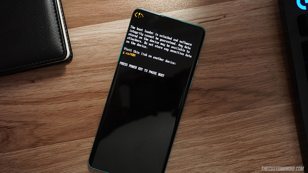OnePlus bootloader unlock warning message during boot