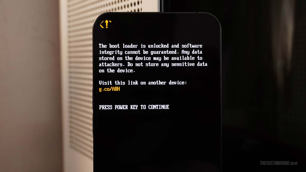 Unlocked bootloader warning screen on the Nothing Phone 1